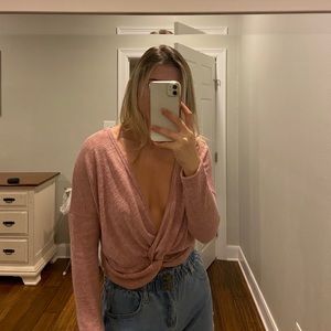 Plunging twist front top